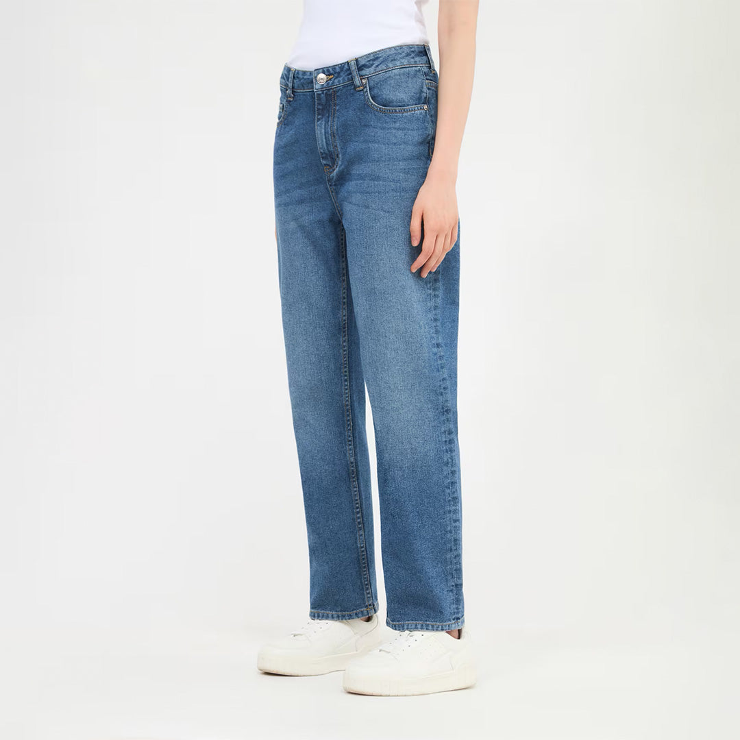 Straight Leg Jeans