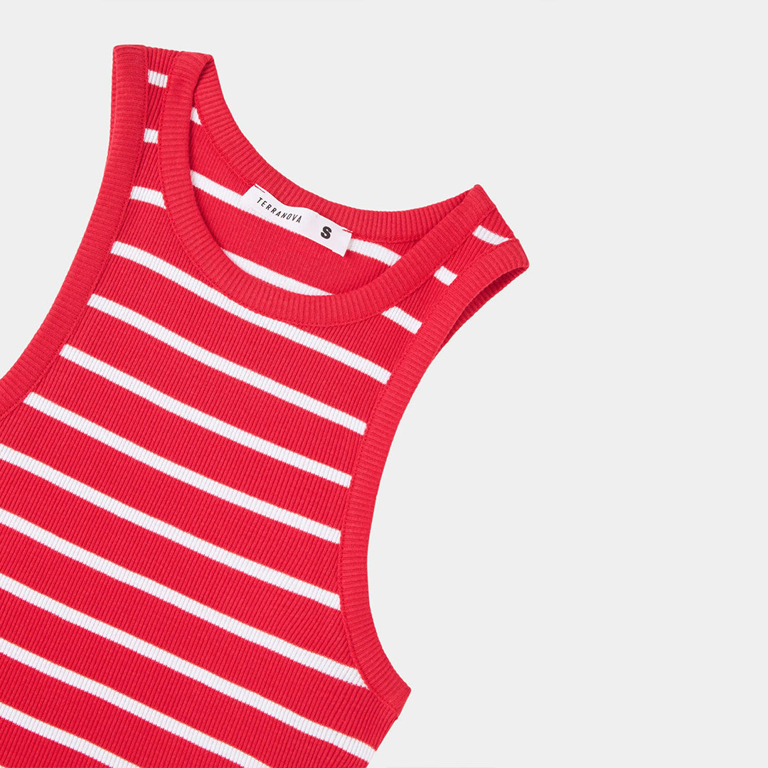 Wide Strap Cropped Tank Top