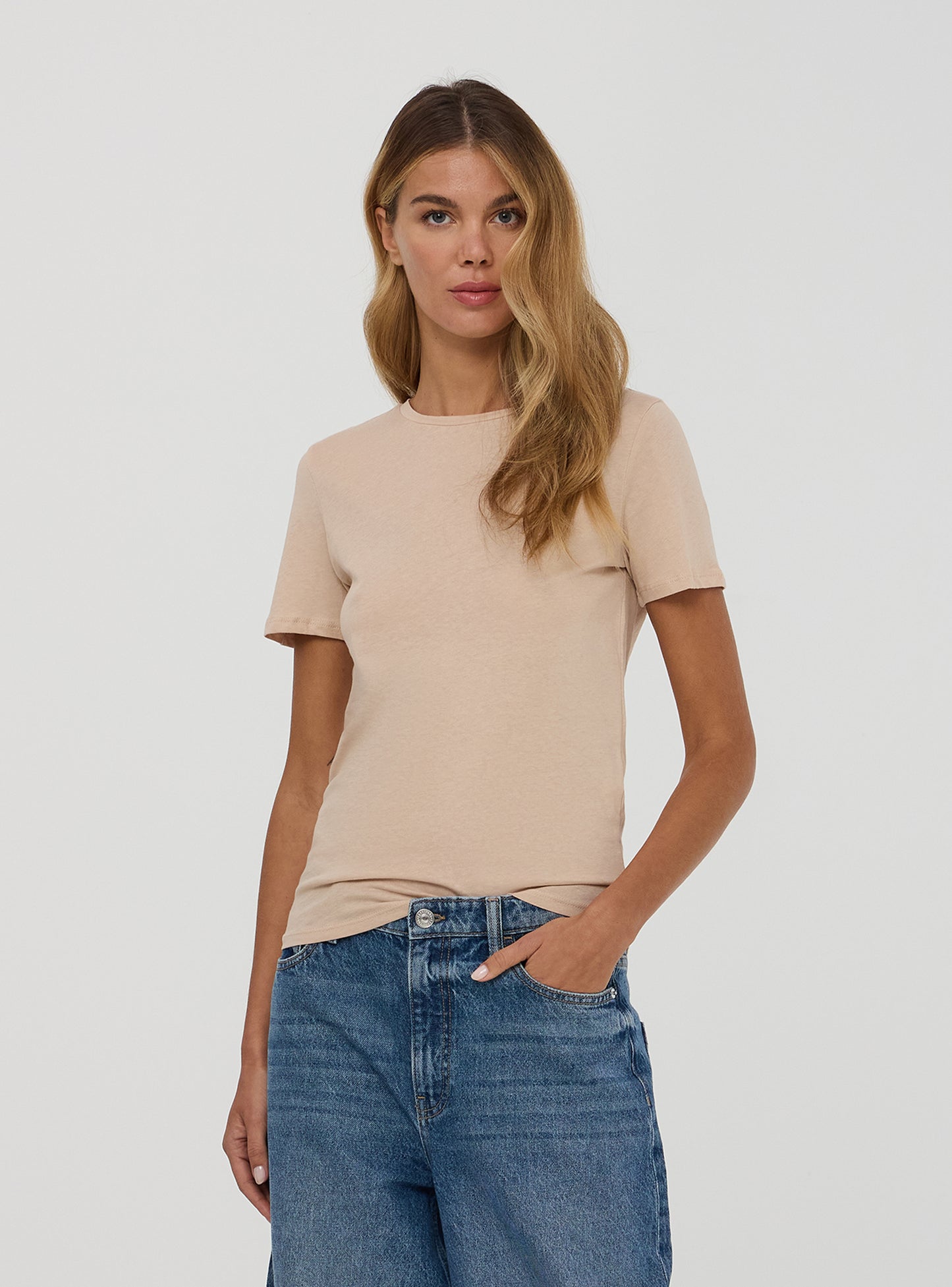 Woman Short-sleeved T-shirt