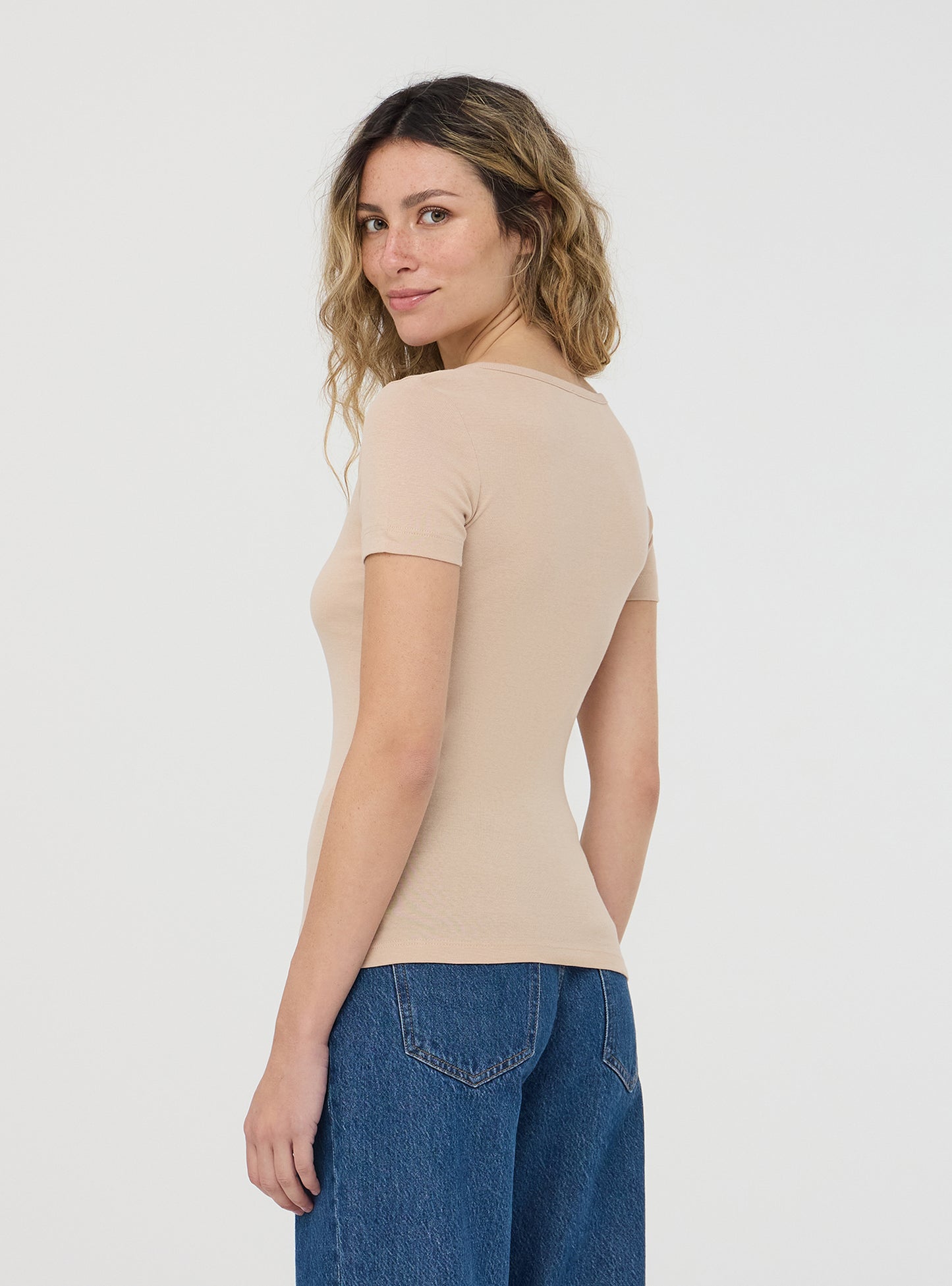 Woman Short-sleeved T-shirt