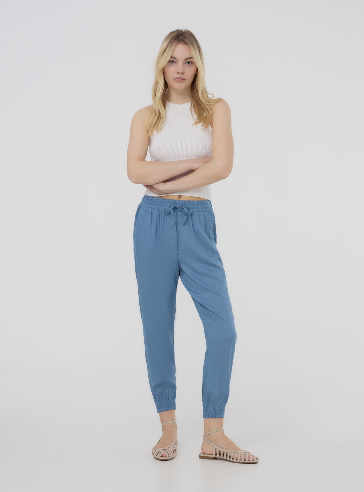 Woman Long pants