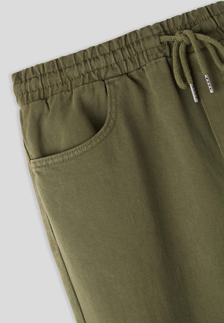 Man Long pants