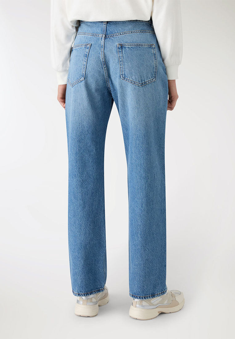 Women's Straight Fit Jeans