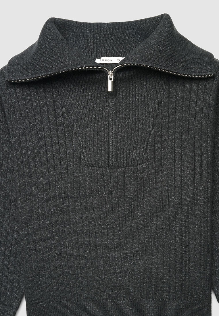 Women's Ribbed knit top with zip neck