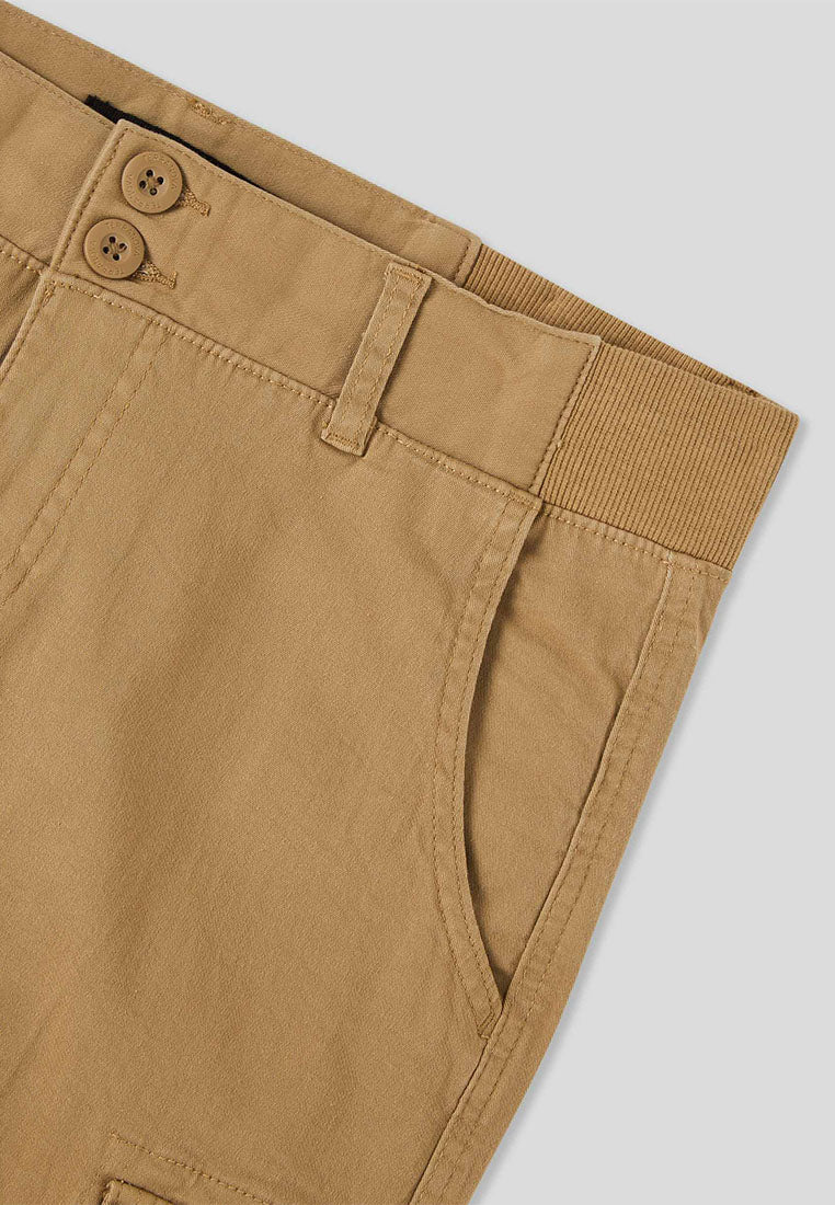 Man Long pants