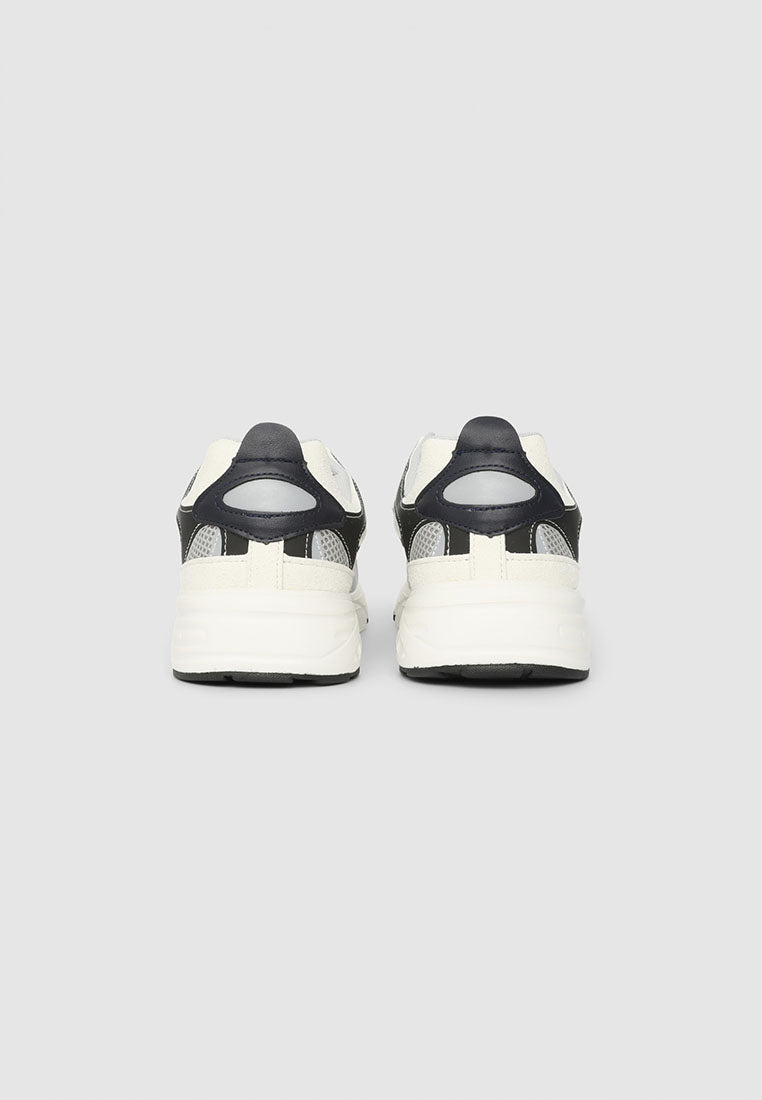 Man Footwear