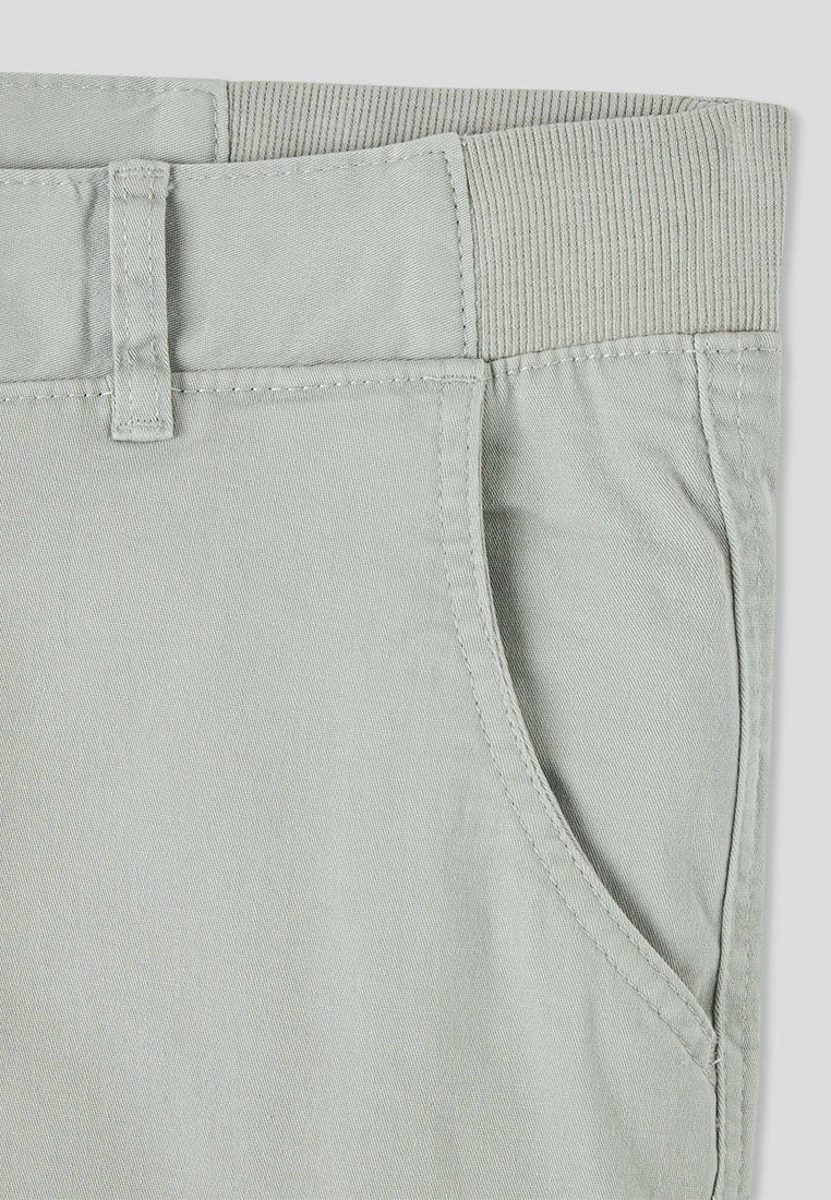 Man Long pants
