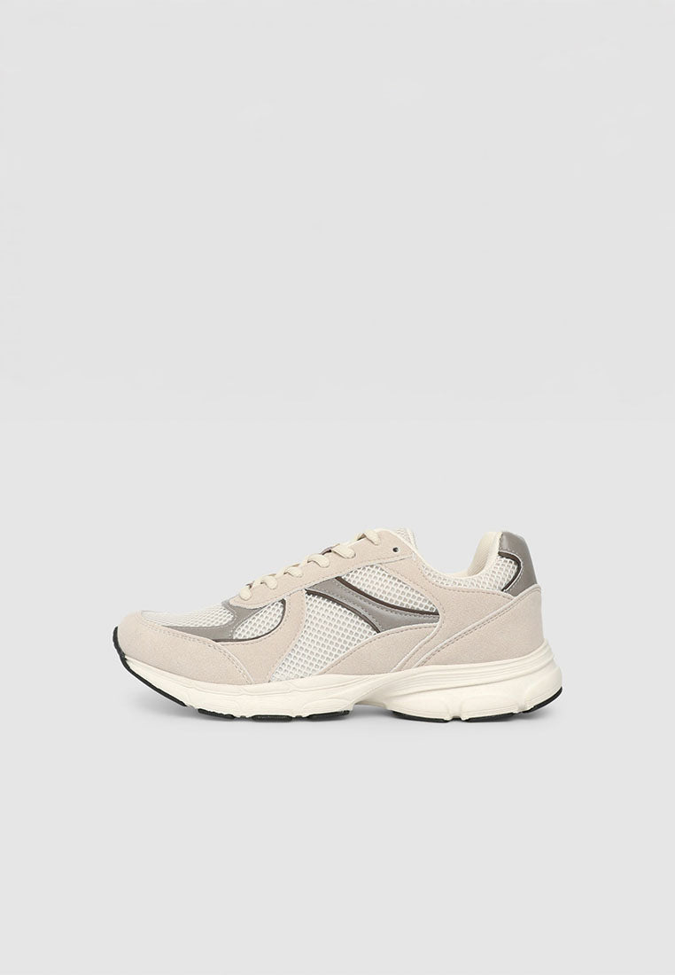 Woman Footwear