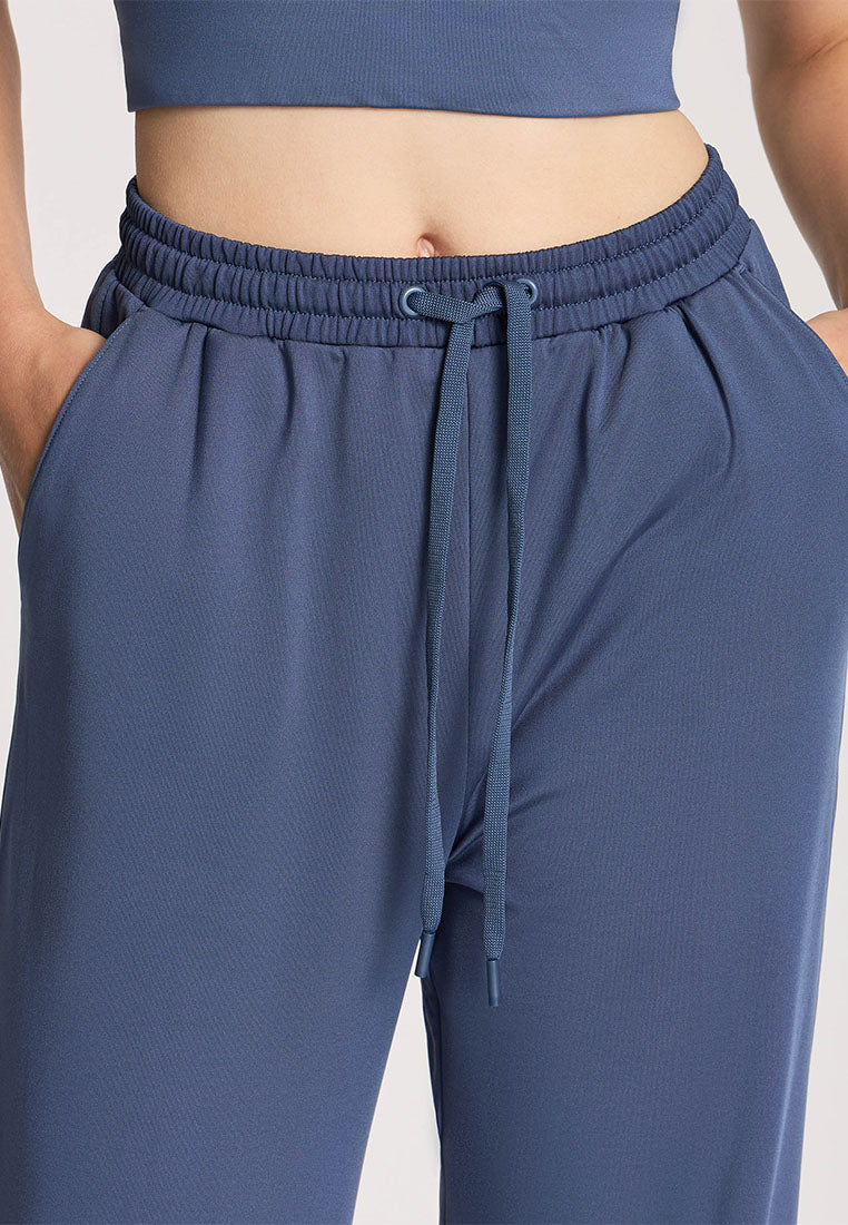 Woman Full-length gym pants