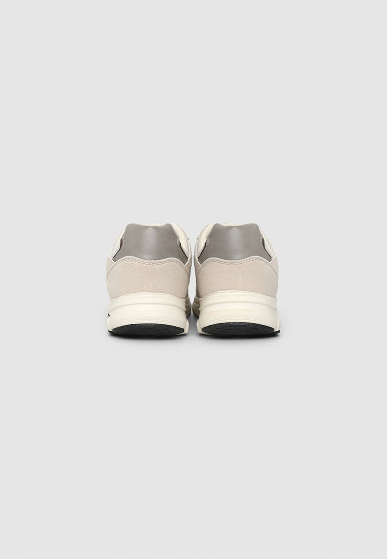 Woman Footwear