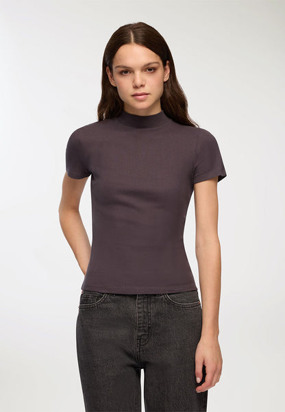 Woman Short-sleeved T-shirt