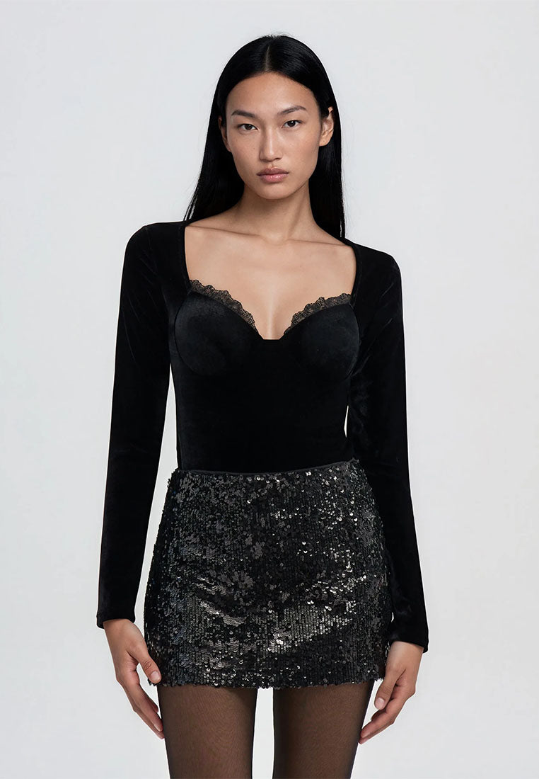 Women's Body T-shirt with cups and lace details