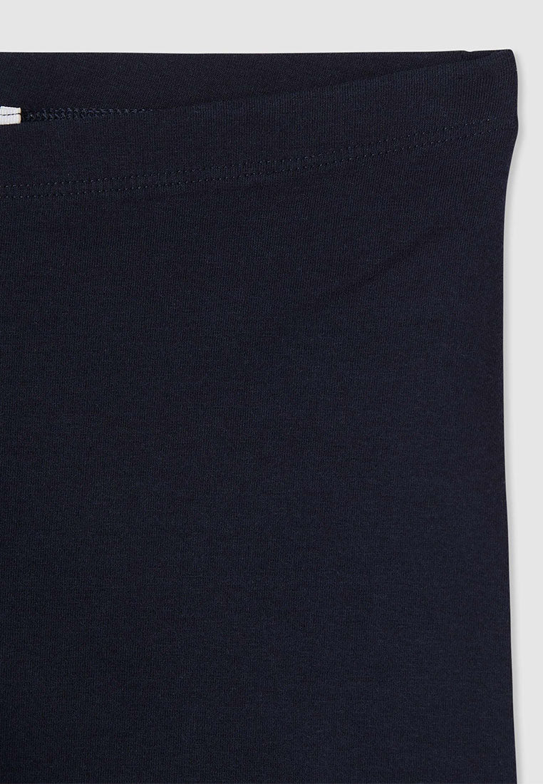 Woman Short leggings