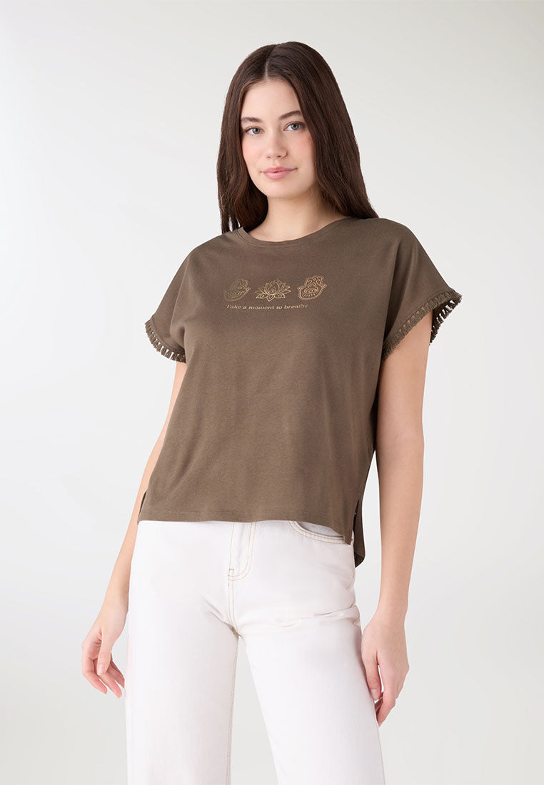 Women's Printed T-shirt with fringed edges