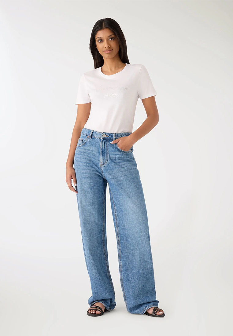 Woman Short-sleeved T-shirt