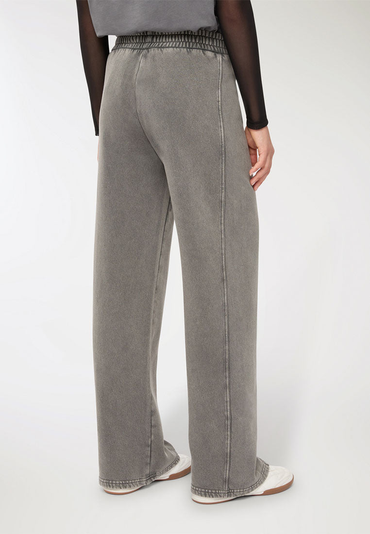 Woman Full-length gym pants