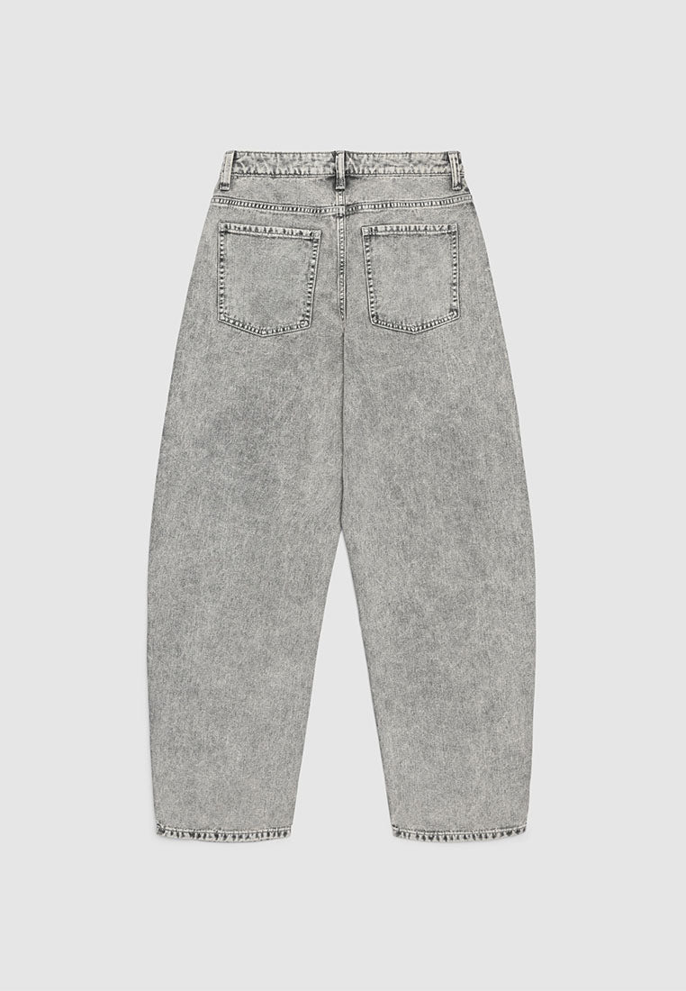 Women's Barrel Leg Tapered Jeans