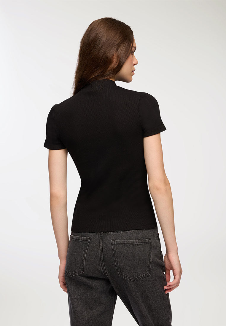 Woman Short-sleeved T-shirt