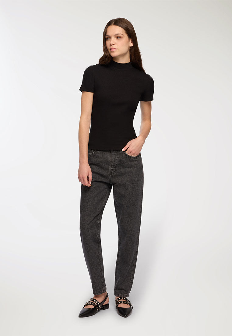 Woman Short-sleeved T-shirt