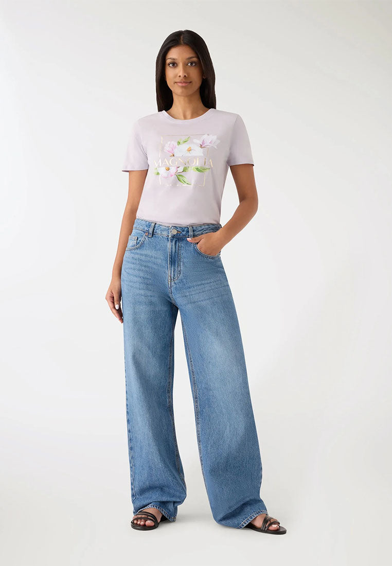 Woman Short-sleeved T-shirt
