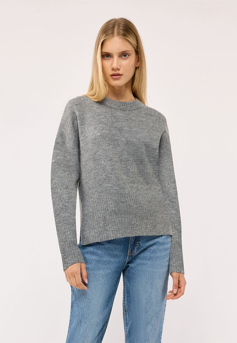 Women's Plain crew neck sweater