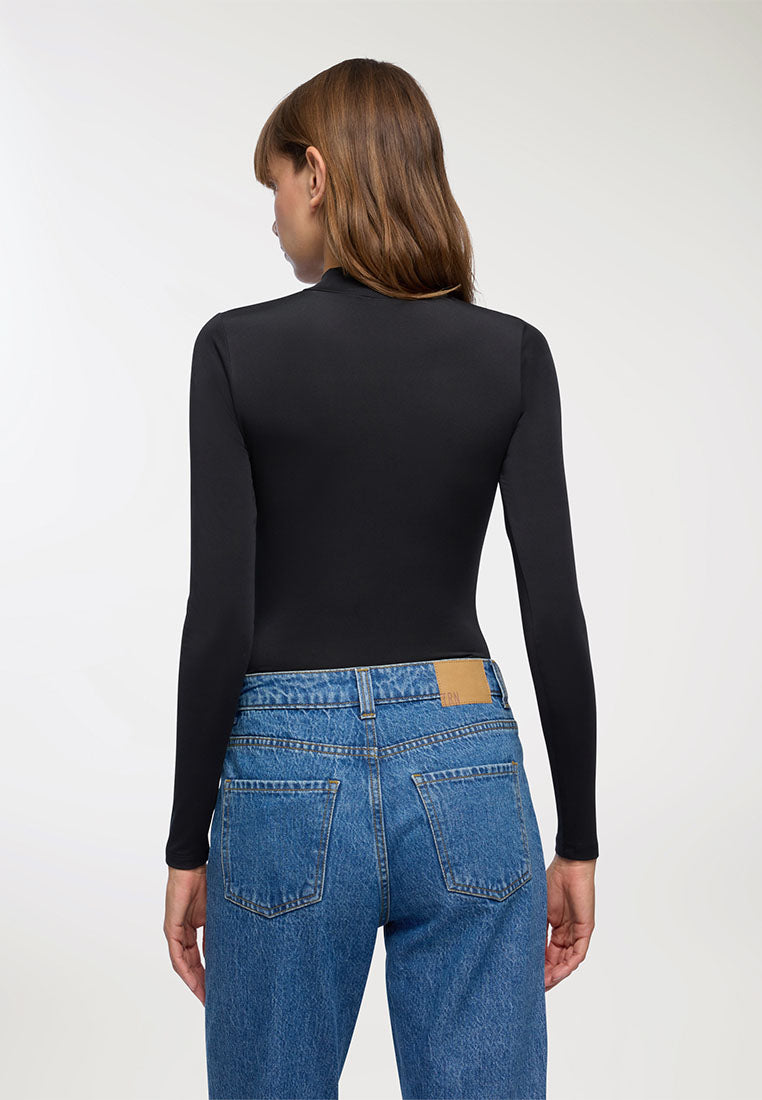 Woman Long-sleeved T-shirt