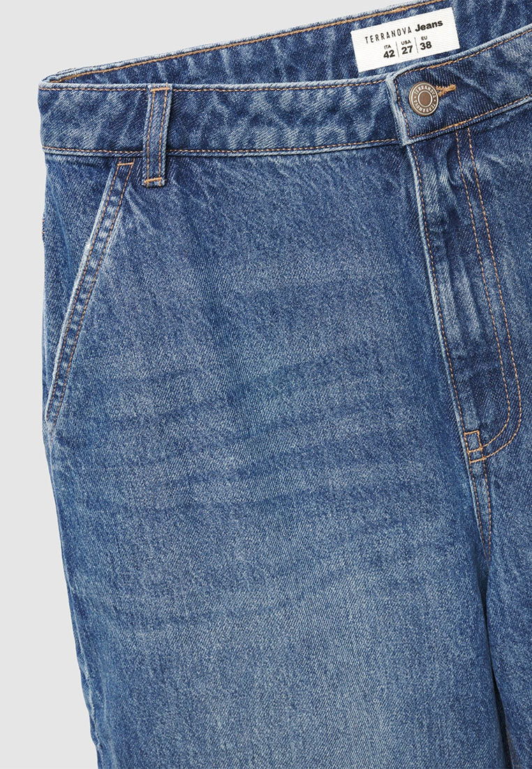 Women's Baggy Mid-Wash Jeans
