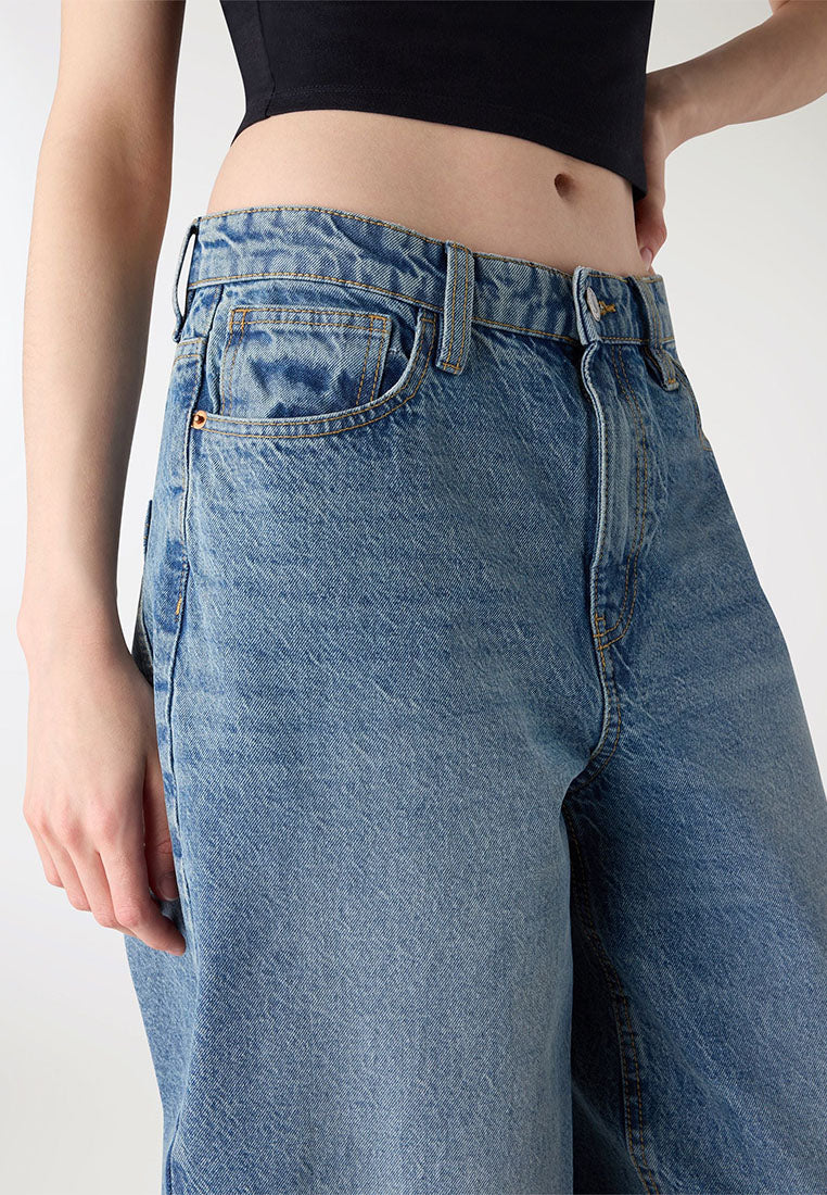Womens Balloon-Cut Jeans