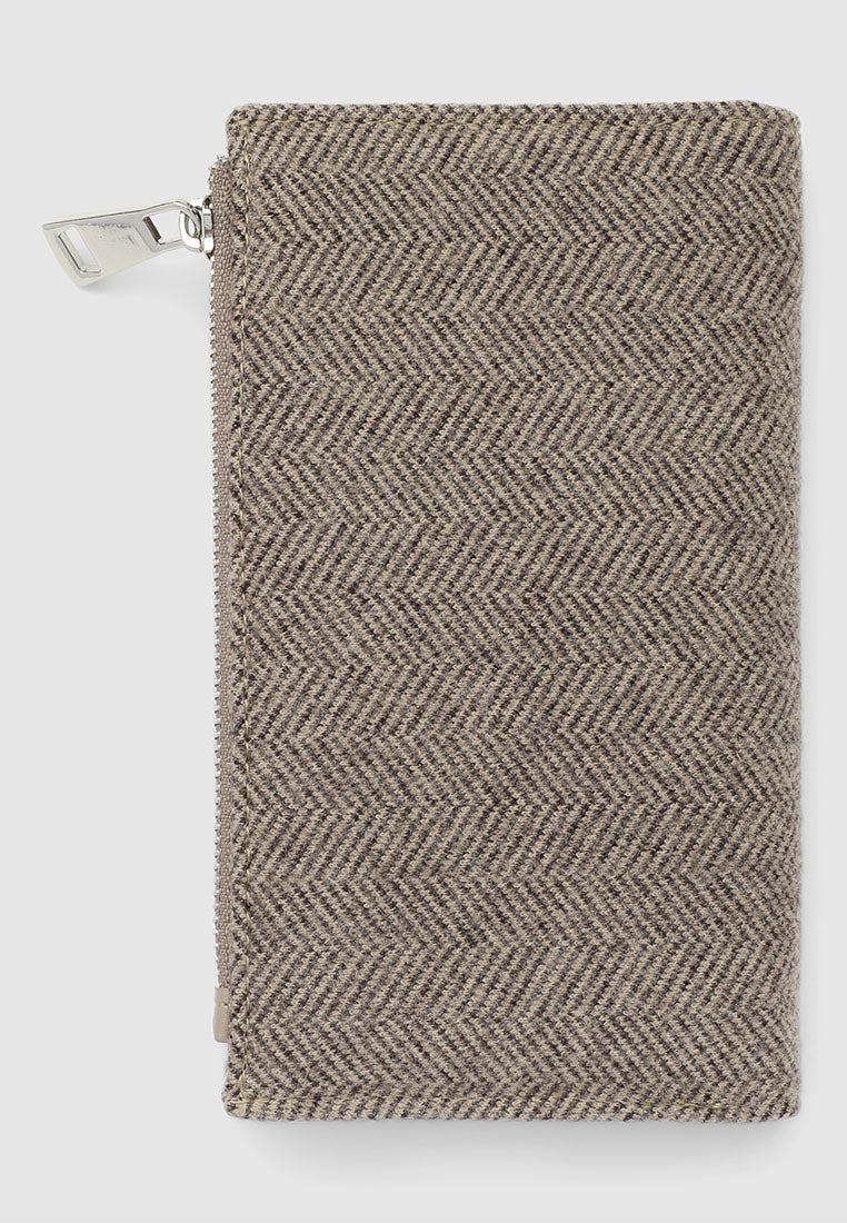 Women's Wallets with spiked pattern