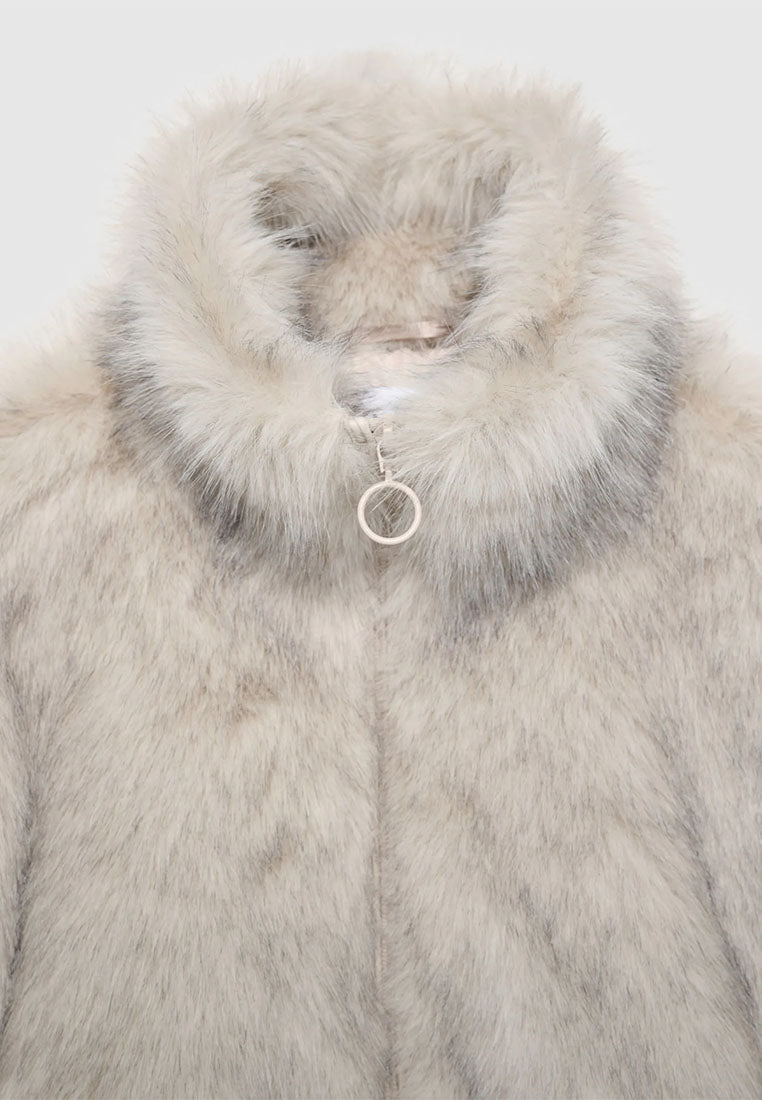 Women's Long faux fur bomber with zip closure