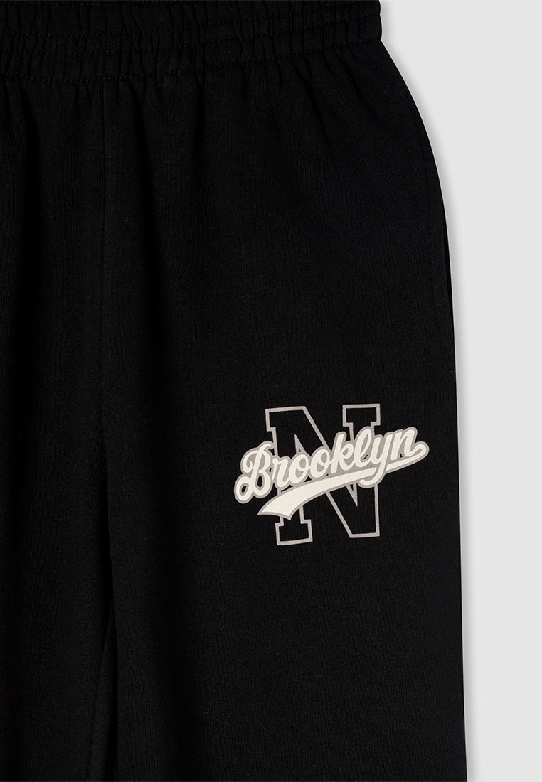Woman Full-length gym pants