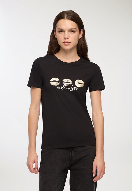 Woman Short-sleeved T-shirt