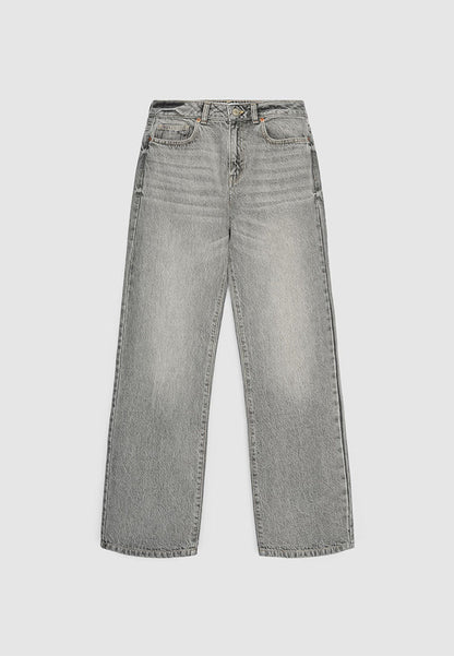 Women's Light Grey Wash Straight Leg Jeans