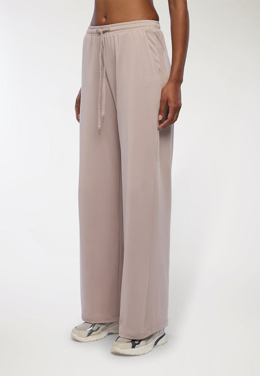 Woman Full-length gym pants