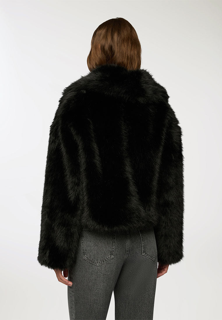 Woman Outerwear