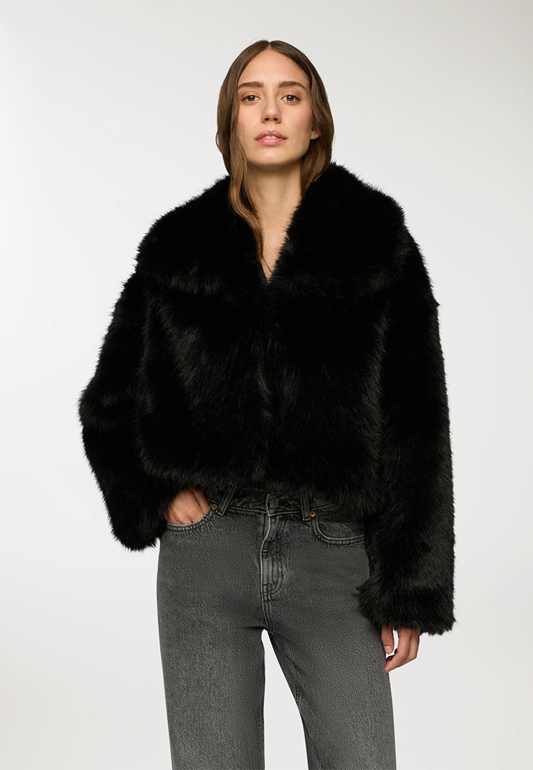 Woman Outerwear