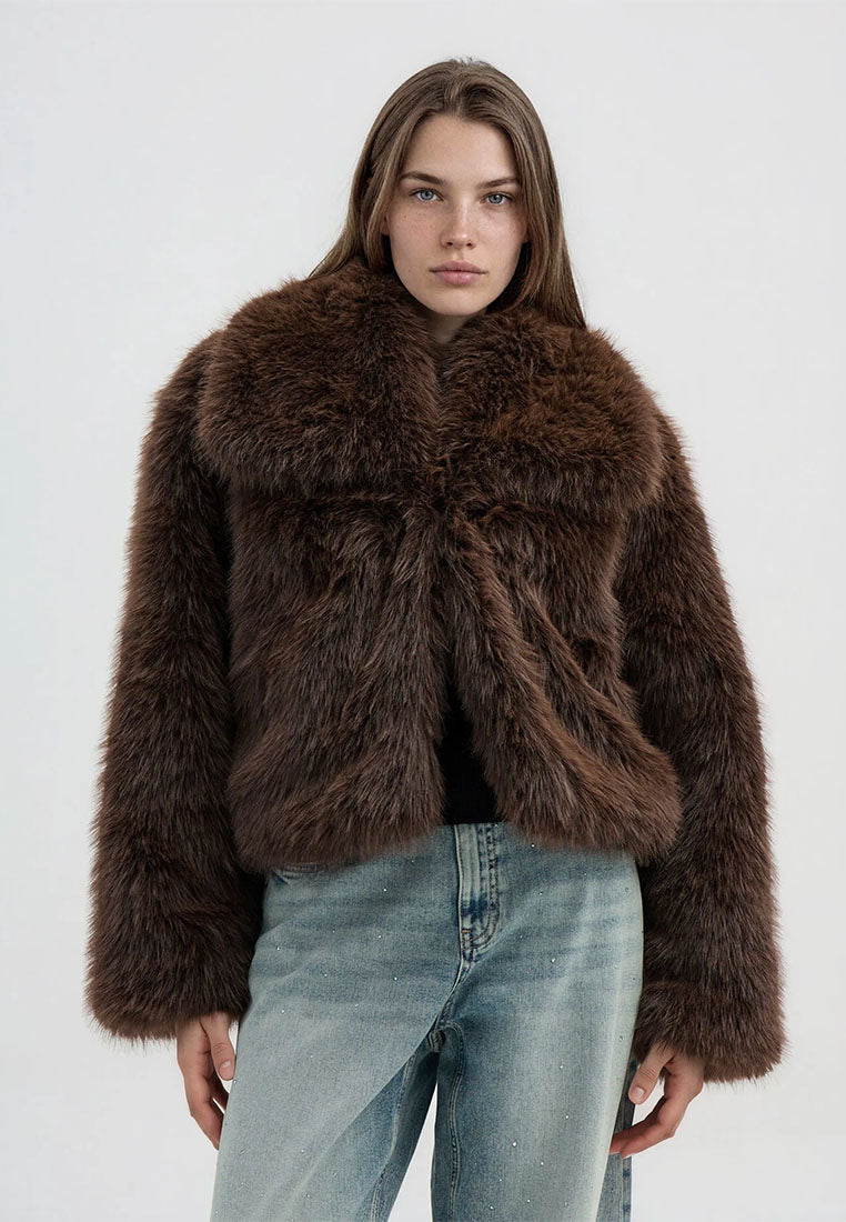 Women's Cropped jacket with long faux fur collar