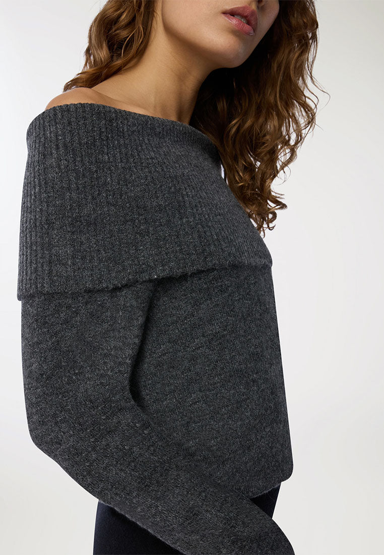 Woman Sweater 3-5