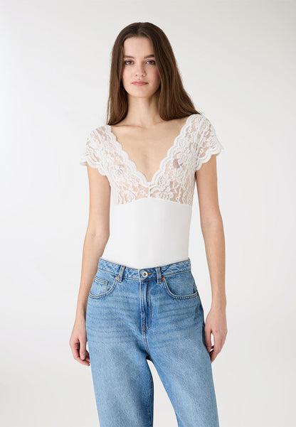 Woman Short-sleeved T-shirt