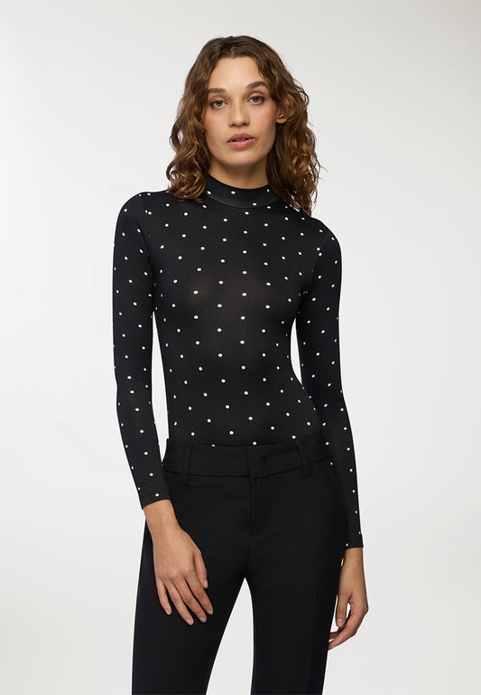 Woman Long-sleeved T-shirt