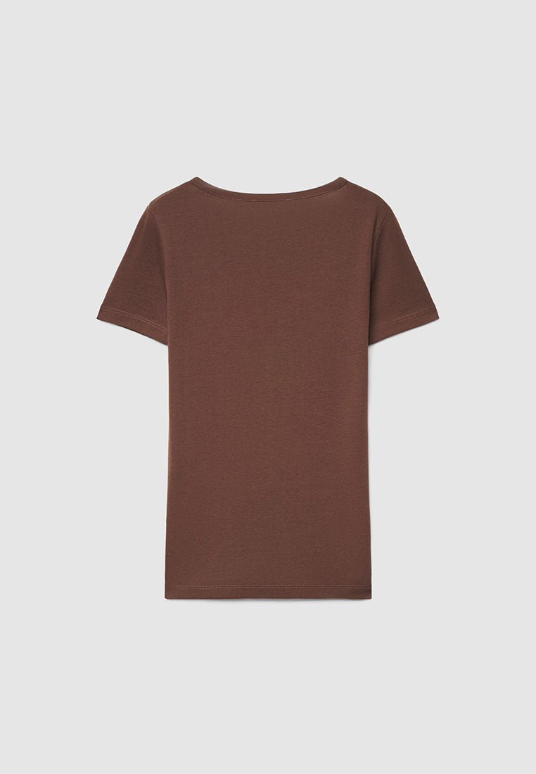 Plain coloured crew neck T-shirt