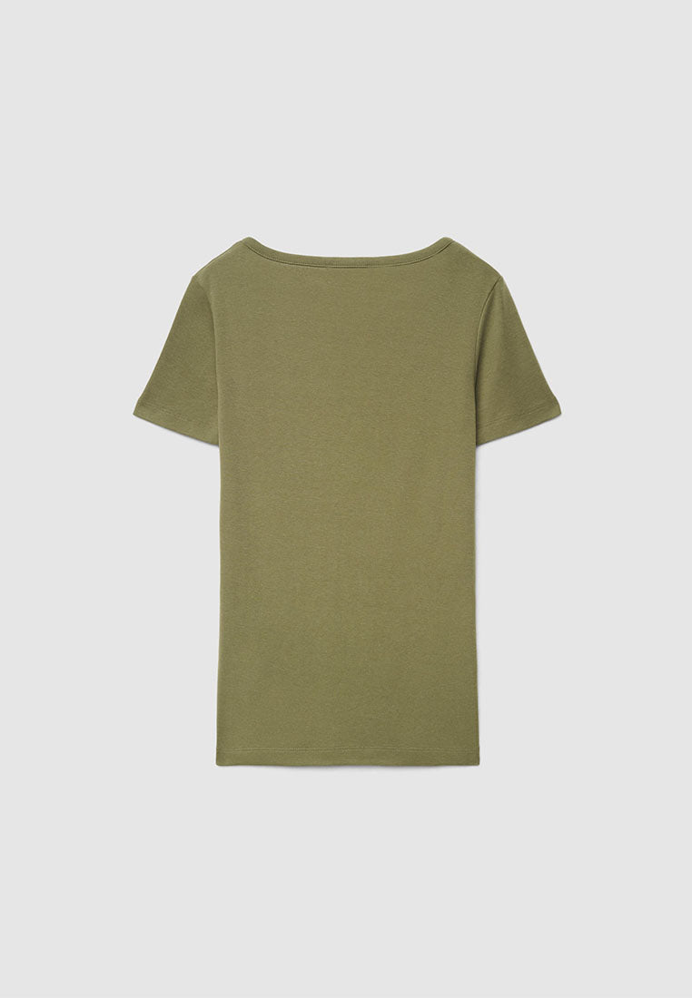 Plain coloured crew neck T-shirt