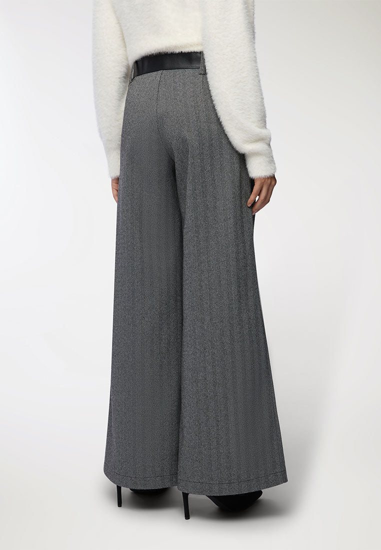 Woman Long pants