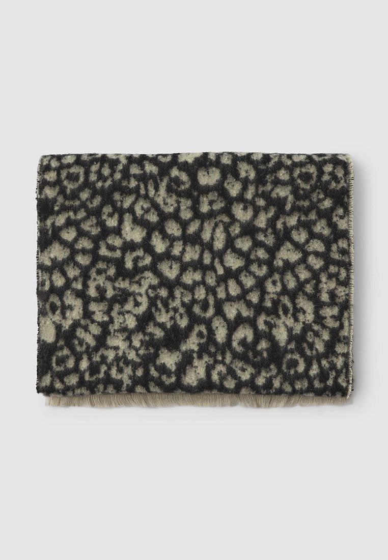 Woman Scarves/Foulard