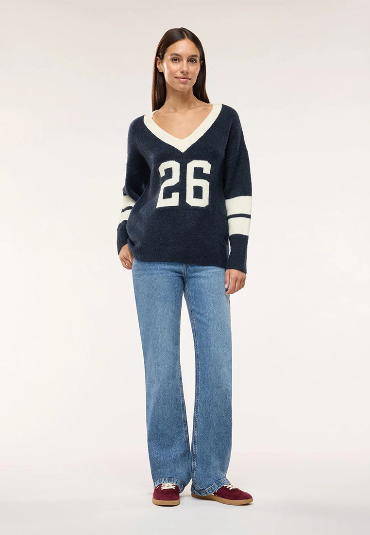 Women's Inlaid Number V-neck Sweater