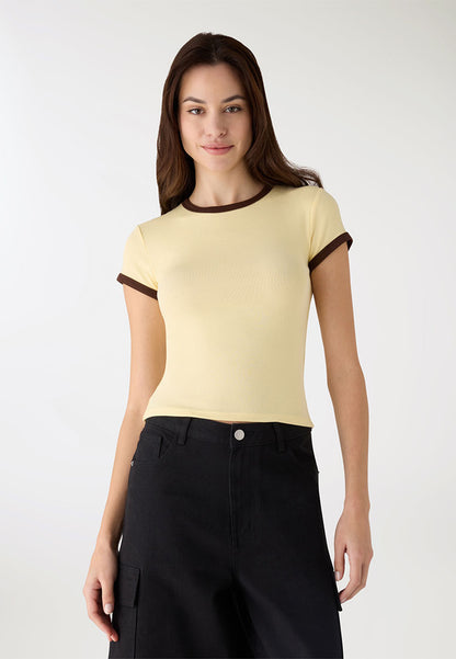 Women's Contrast Trim Crop T-Shirt