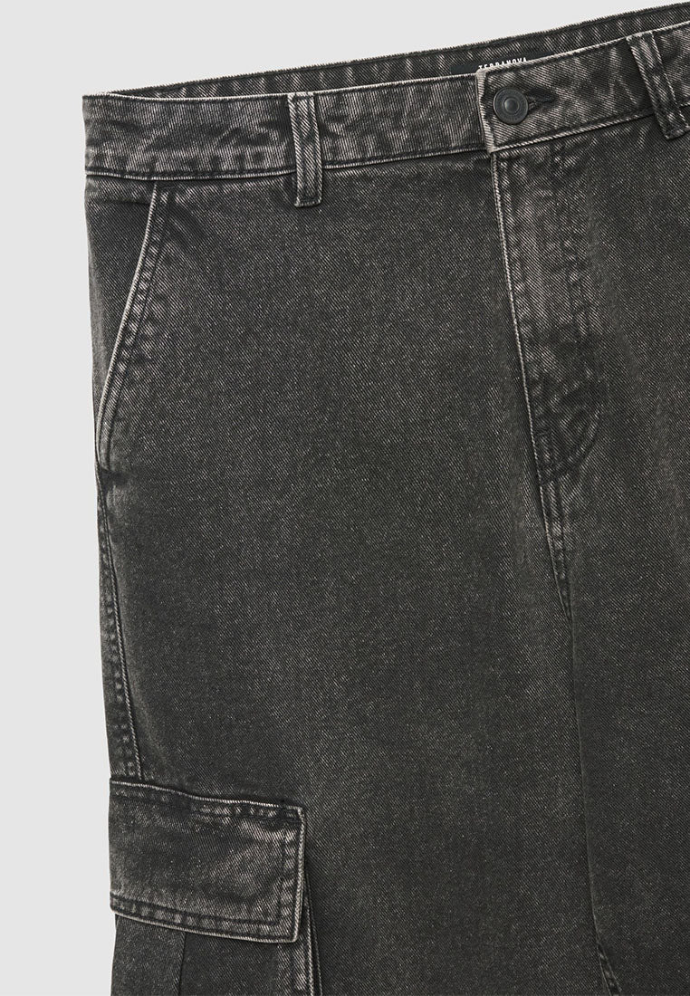 Men's Cargo Style Jeans