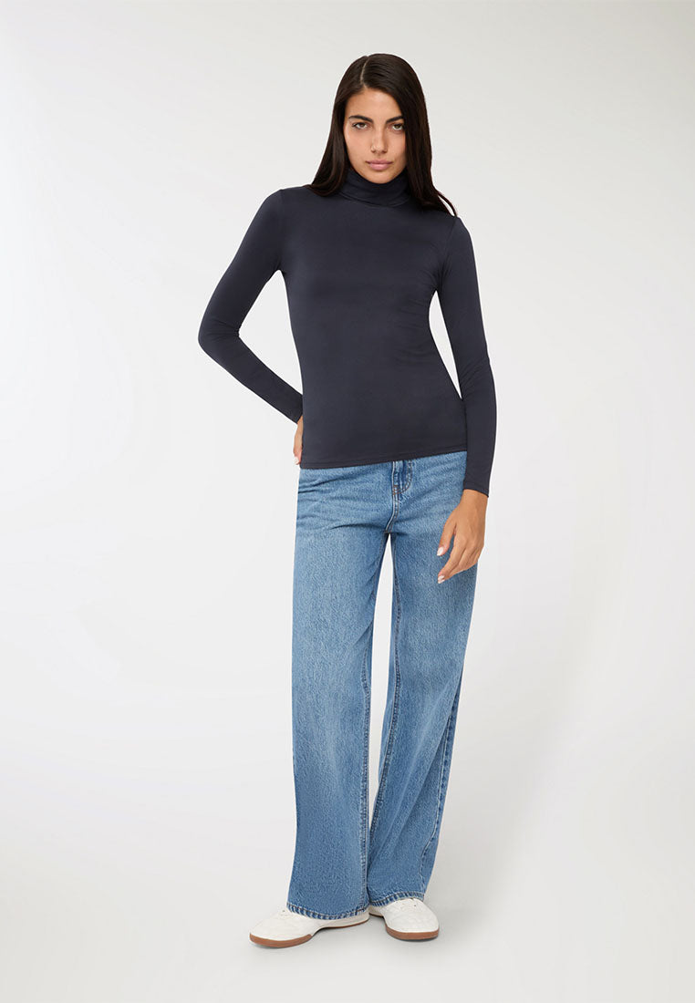 Woman Long-sleeved T-shirt