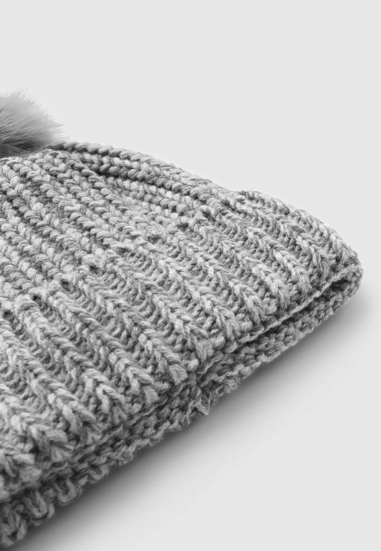 Women's Pom Pom Beanie Hat