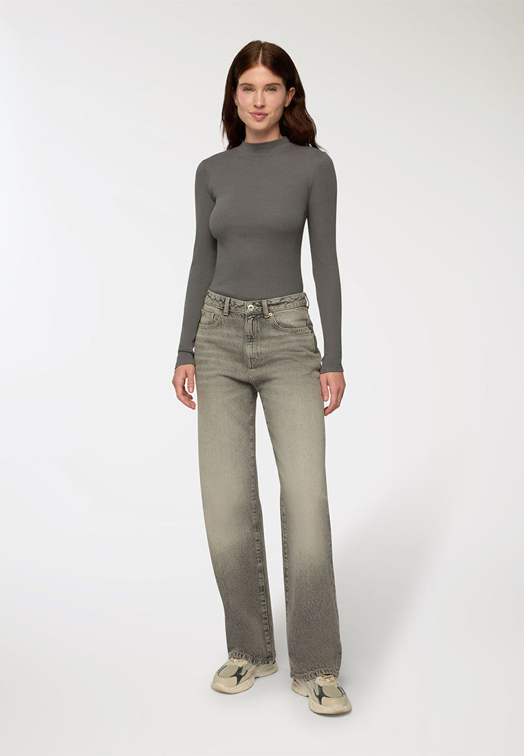 Woman Long-sleeved T-shirt